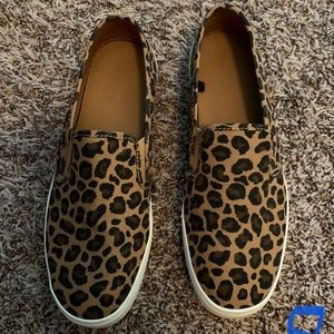 Old Navy Cheetah Slip on